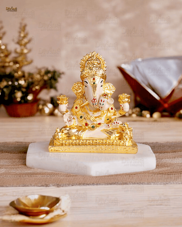 Dagdusheth Halwai Ganpati Murti – Gold Plated Lord Ganesha Idol (3.5 Inch)